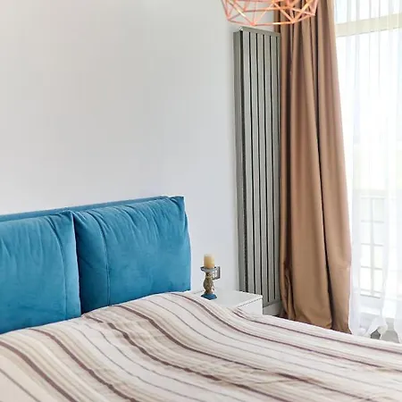 Blue Shell Apartment- & Pool