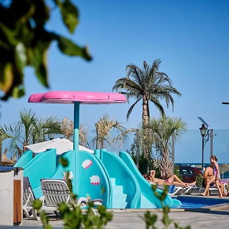 Apartment Blue Shell Apartment- & Pool Mamaia