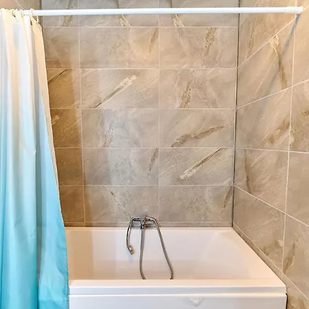 Blue Shell Apartment- & Pool * Mamaia